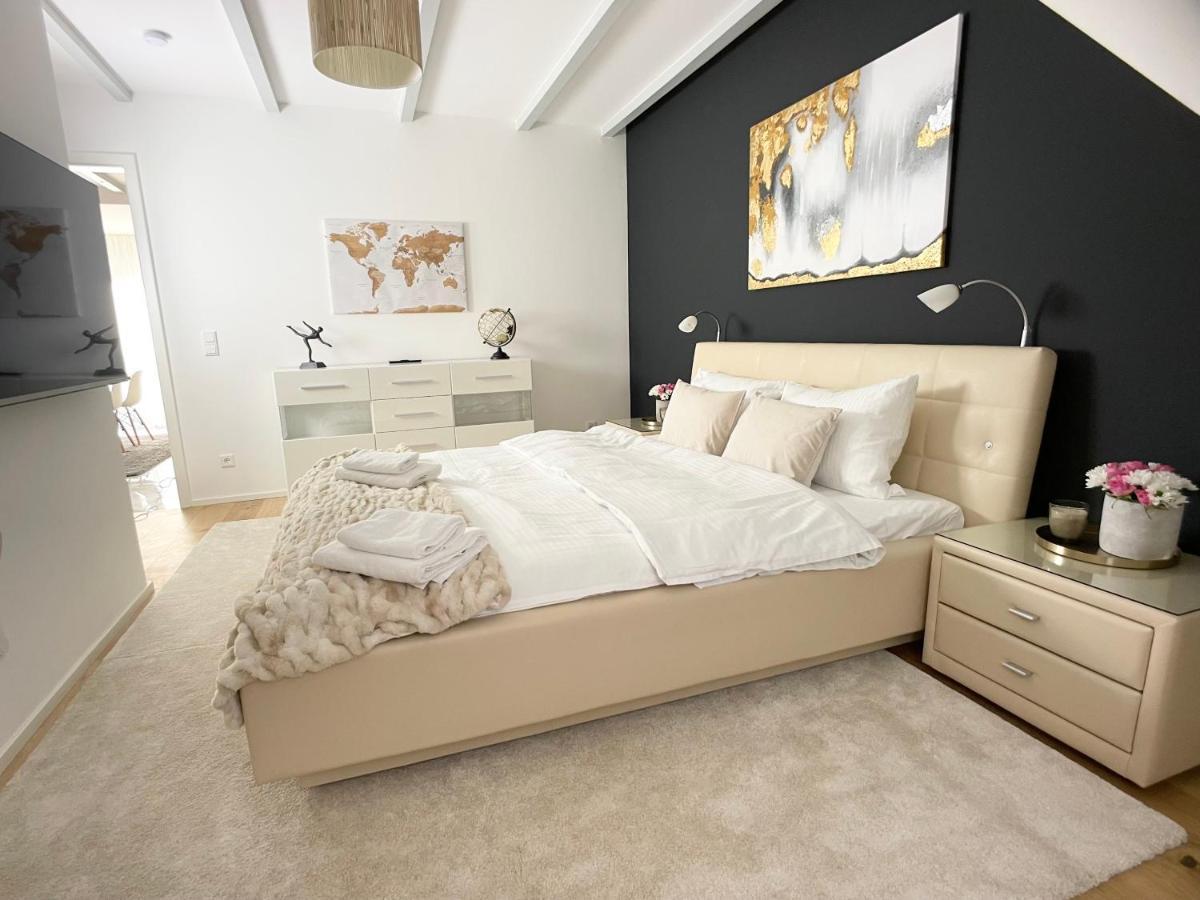 M-Style 04 Apartment Mit Balkon Und Gasgrill, 24H Self-Check-In, Free Parking, Netflix Neurenberg Buitenkant foto