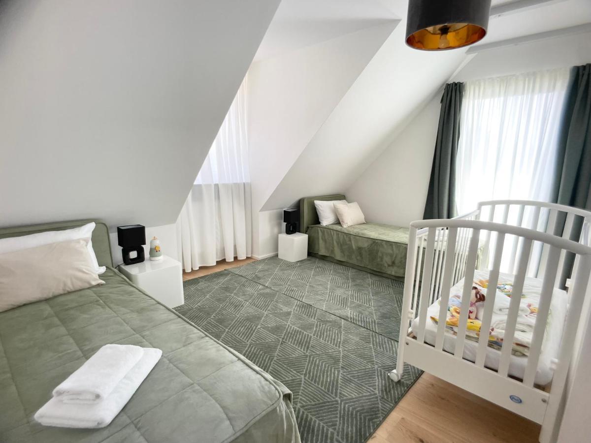 M-Style 04 Apartment Mit Balkon Und Gasgrill, 24H Self-Check-In, Free Parking, Netflix Neurenberg Buitenkant foto
