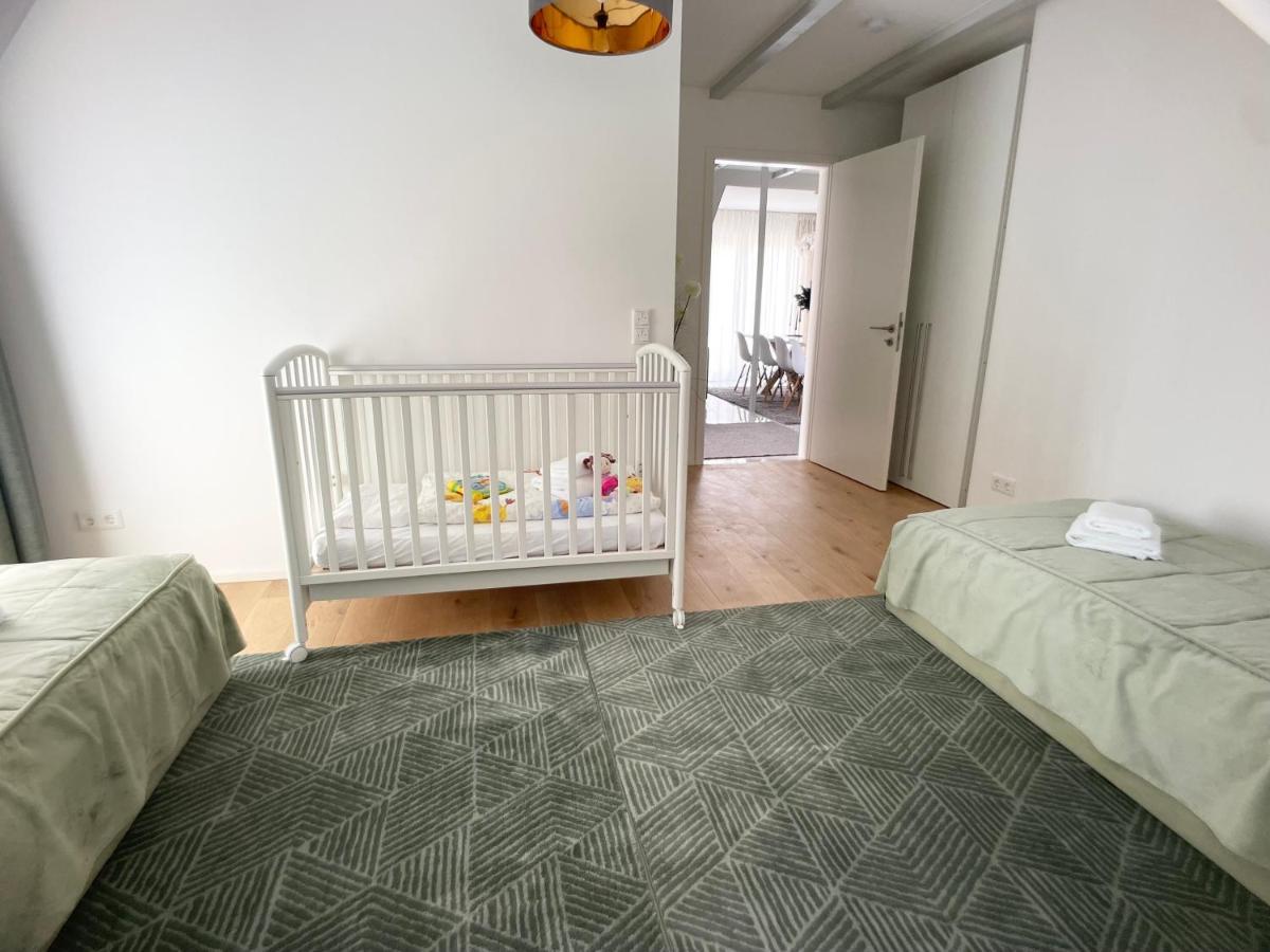 M-Style 04 Apartment Mit Balkon Und Gasgrill, 24H Self-Check-In, Free Parking, Netflix Neurenberg Buitenkant foto