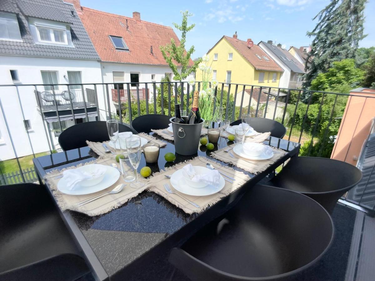 M-Style 04 Apartment Mit Balkon Und Gasgrill, 24H Self-Check-In, Free Parking, Netflix Neurenberg Buitenkant foto