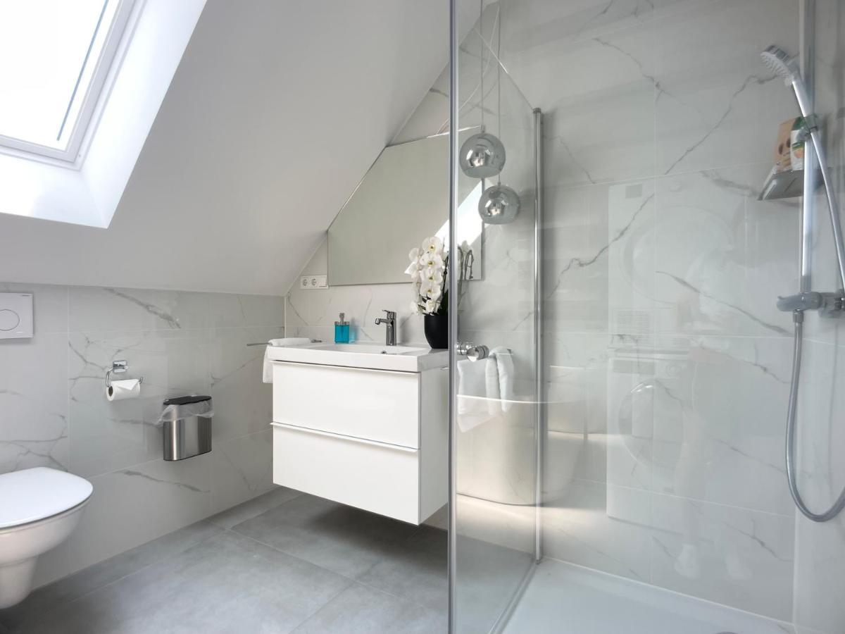 M-Style 04 Apartment Mit Balkon Und Gasgrill, 24H Self-Check-In, Free Parking, Netflix Neurenberg Buitenkant foto